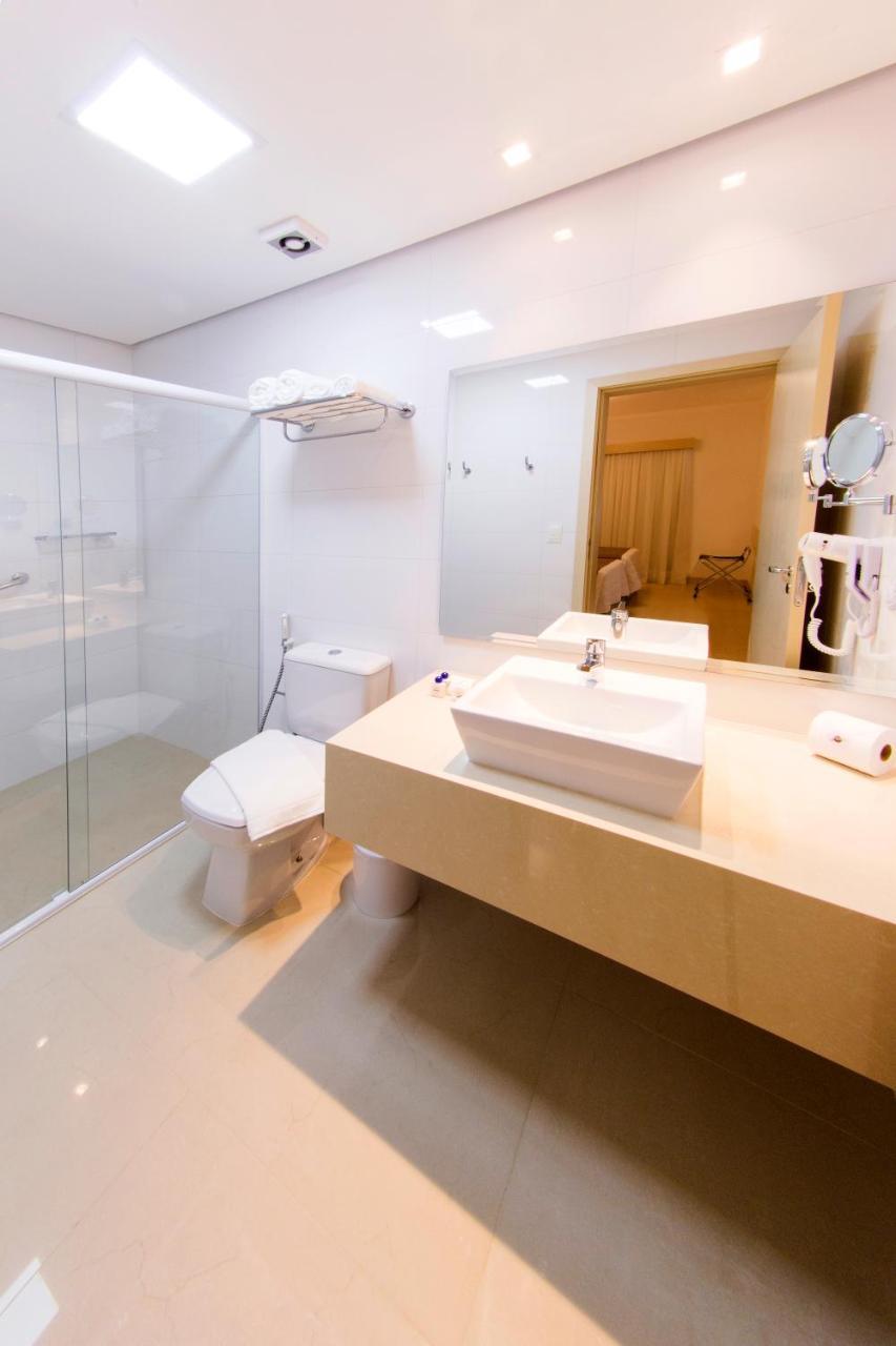 Hotel Araucaria Flat アララクアラ エクステリア 写真